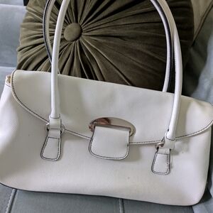 Sophisticated White Shoulder Bag